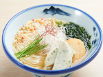 鈴廣かまぼこ、食材の二次利用により誕生した「あら炊きらーめん」をAFURI公式通販で限定販売