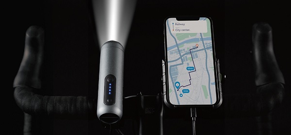 エレコム、点灯しながらスマートフォンの充電もできる自転車用LEDライト2種類を発売