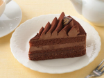 銀座コージーコーナー、「さくさく食感のチョコレートケーキ」をリニューアル