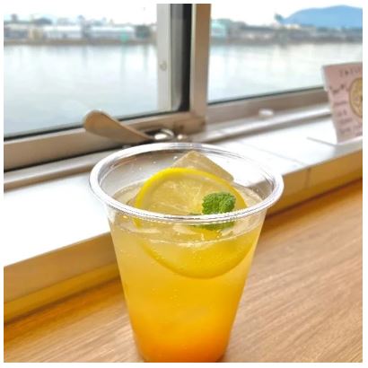 ジャンボフェリー、新船あおいと既存船りつりん2の船内カフェ&ショップで「さぬきレモンソーダ(発酵生姜)」を発売