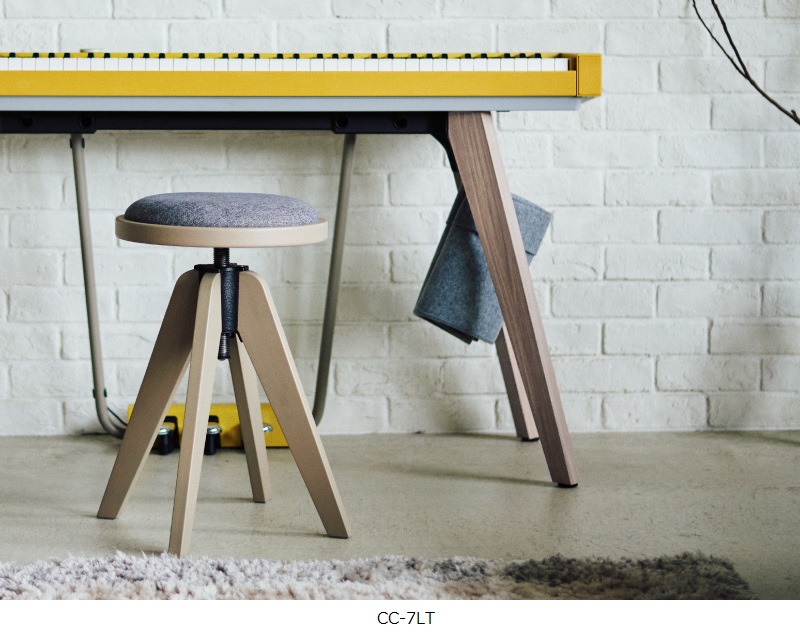 カシオ、電子ピアノ「Privia」専用のピアノ椅子を発売