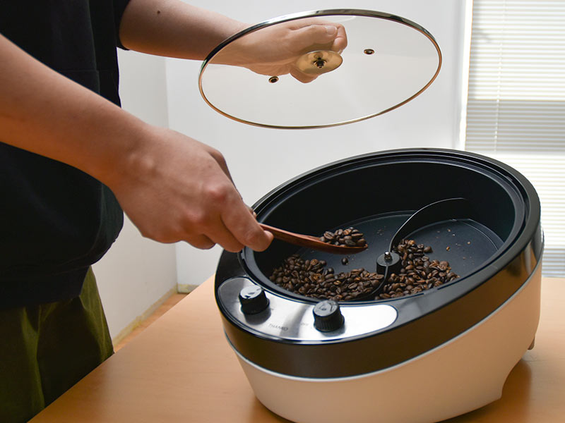 サンコー、「ムラなく焙煎電熱直火式コーヒーロースター」を発売