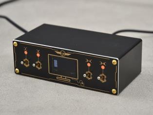 サンコー、レトロデザインのUSBハブ「USB トグルスイッチングハブ電流電圧チェッカー」を発売