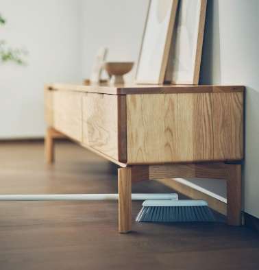 マーナ、「スタンドほうきちりとり」を発売