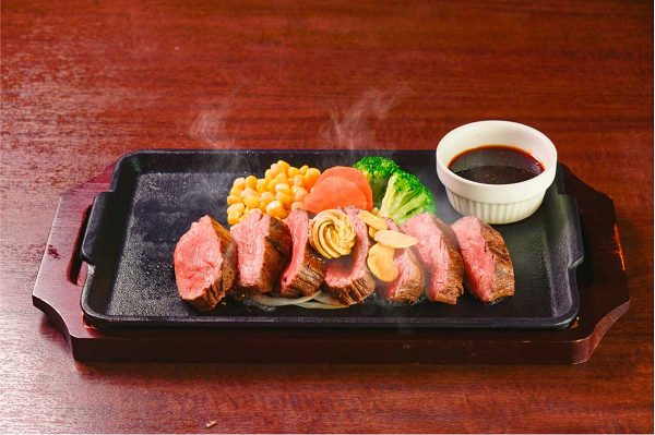 ペッパーフードサービス、「いきなり!ステーキ」全店で「うわみすじステーキ」を期間限定販売