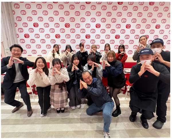 ドムドムフードサービス、亜細亜大と共同開発したメニューをドムドムハンバーガーイオンスタイル赤羽店にて期間限定販売