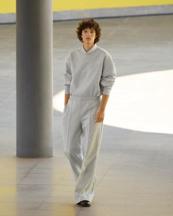 ユニクロ、「UNIQLO:C」の先行アイテムを販売開始