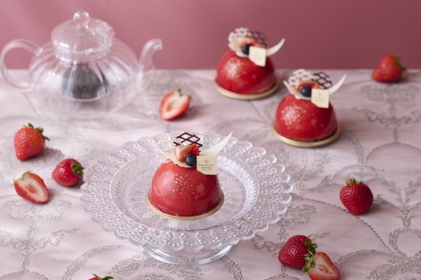 シェラトン・グランデ・トーキョーベイ・ホテル、「トスティーナ」で「いちご×紅茶 スイーツ&ベーカリー」を期間限定開催