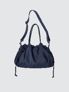 ユニクロ、「UNIQLO:C」の先行アイテムを販売開始