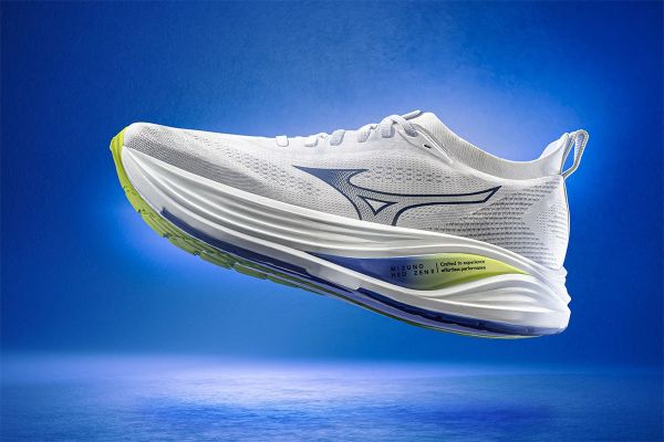 ミズノ、軽量・高機能デイリートレーナー「MIZUNO NEO ZEN 2」を発売