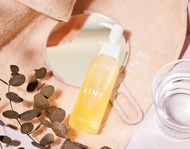 KINS、発酵のチカラで肌のうるおいを守るクレンジングオイルを新発売