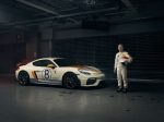 ポルシェ、ポルシェエクスクルーシブマニュファクチャーから「718 ケイマン GT4 Tribute to 906」を発表