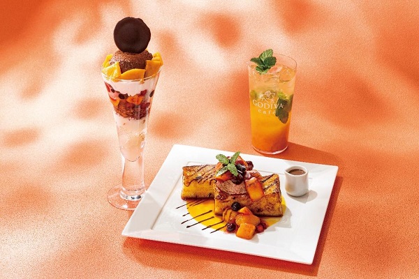 ゴディバ、GODIVA cafeで「フレンチトースト マンゴー&ベリー」など夏のシーズナルメニュー3種類を販売