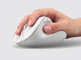 エレコム、整形外科医との共同開発により手首と指への負担を極限まで抑えた「握らないマウス」を発売