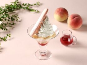 グランドハイアット東京、酷暑に涼を届ける「桃とヨーグルトソフトのパルフェ」を期間限定提供