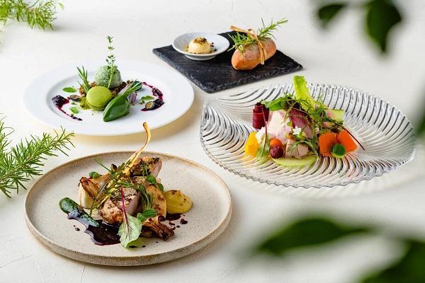 マリオット・インターナショナル、JWマリオット・ホテル奈良が「JWガーデンパーティー スペシャルコース」を期間限定で提供