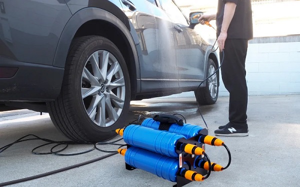 サンコー、「水道に取り付けるだけで純水になる純水器『水シミZERO』」を発売