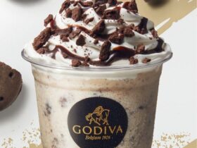 ゴディバ、ショコリキサー取扱店で「ミルクチョコレート クッキー&クリーム ショコリキサー」を期間限定販売
