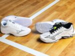 ミズノ、バレーボールシューズ「WAVE LIGHTNING ELITE」・「LIGHTNING SELECT」を発売
