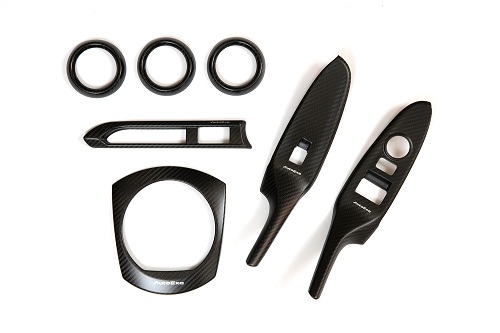 オートエクゼ、「カーボンインテリアパネルセット」を発売